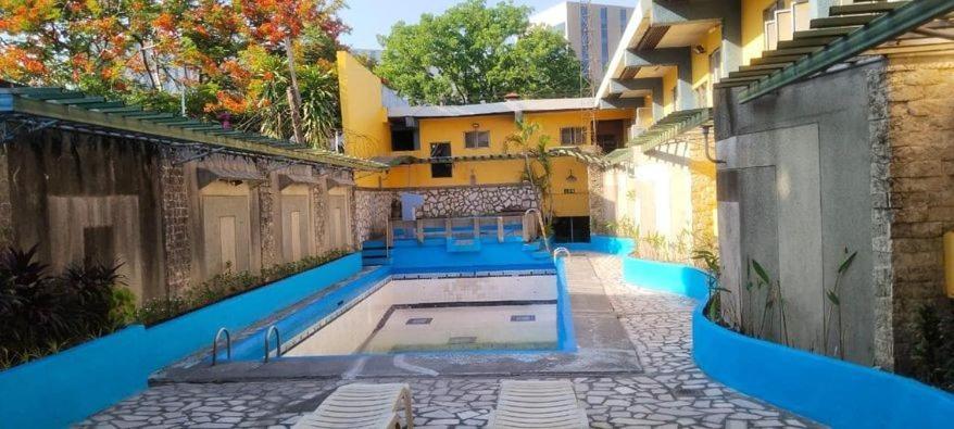 2 Hotel Saleh Анхелес Экстерьер фото