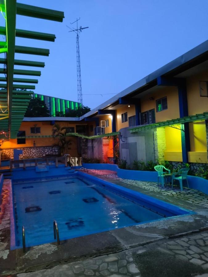 2 Hotel Saleh Анхелес Экстерьер фото