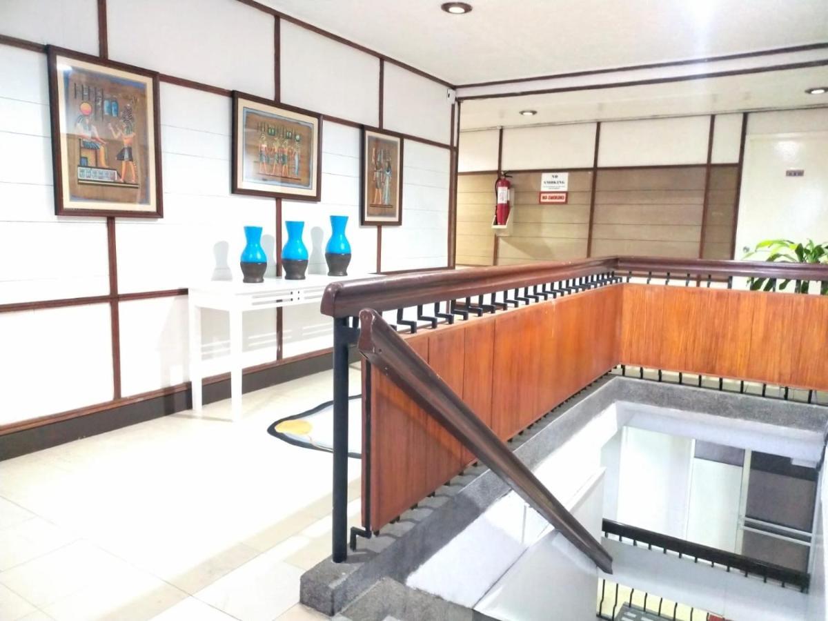 2 Hotel Saleh Анхелес Экстерьер фото