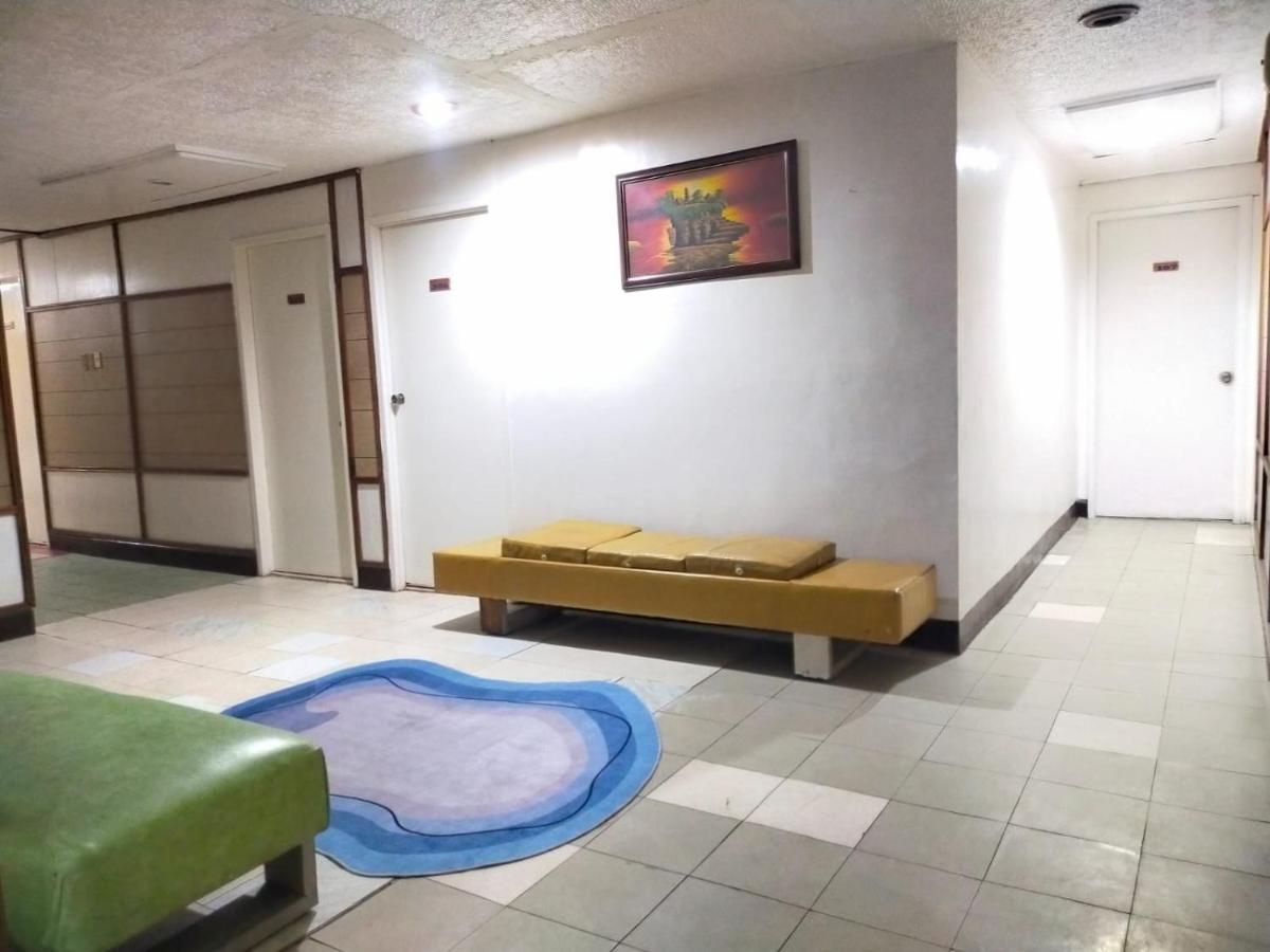 2 Hotel Saleh Анхелес Экстерьер фото