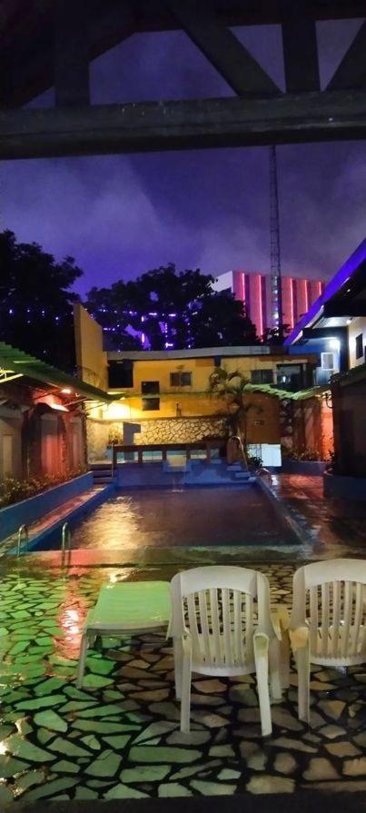 2 Hotel Saleh Анхелес Экстерьер фото