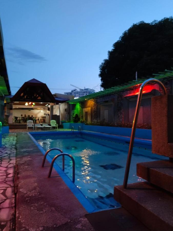2 Hotel Saleh Анхелес Экстерьер фото